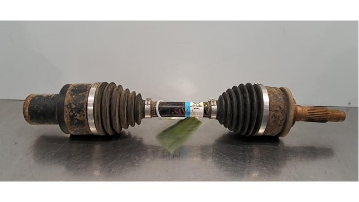 Drivaxel, höger fram från en Ford Ranger 2.0 EcoBlue 16V 4x4 2019
