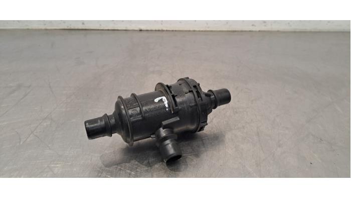 Używane Termostat Renault Trafic (1FL/2FL/3FL/4FL) 2.0 dCi 16V 130 Cena € 36,30 Z VAT oferowane przez Autohandel Didier