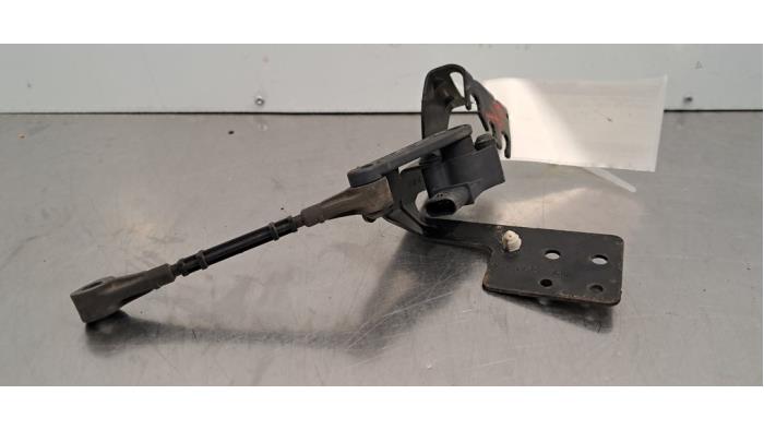 Air suspension height sensor