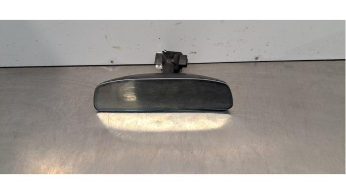 Usados Retrovisor interior Renault Megane E-Tech (RCB) 60 kWh Precio € 133,10 IVA incluido ofrecido por Autohandel Didier