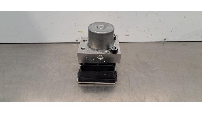 Usagé Bloc ABS Renault Megane E-Tech (RCB) 60 kWh Prix € 266,20 Prix TTC proposé par Autohandel Didier