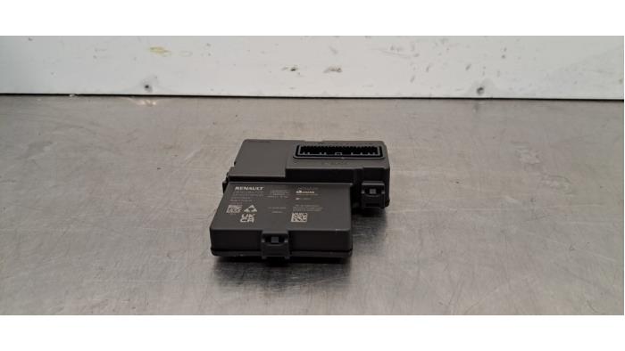 Usados Módulo Bluetooth Renault Megane E-Tech (RCB) 60 kWh Precio € 133,10 IVA incluido ofrecido por Autohandel Didier