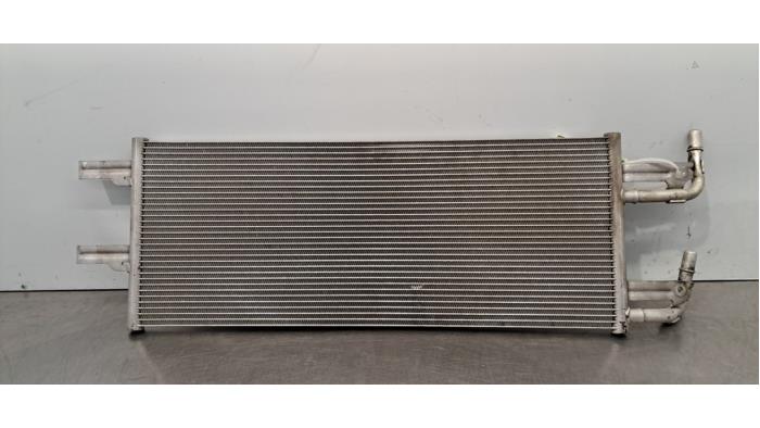 Used Radiator BMW 1 serie (F40) M135i xDrive 2.0 TwinPower 16V Price € 133,10 Inclusive VAT offered by Autohandel Didier