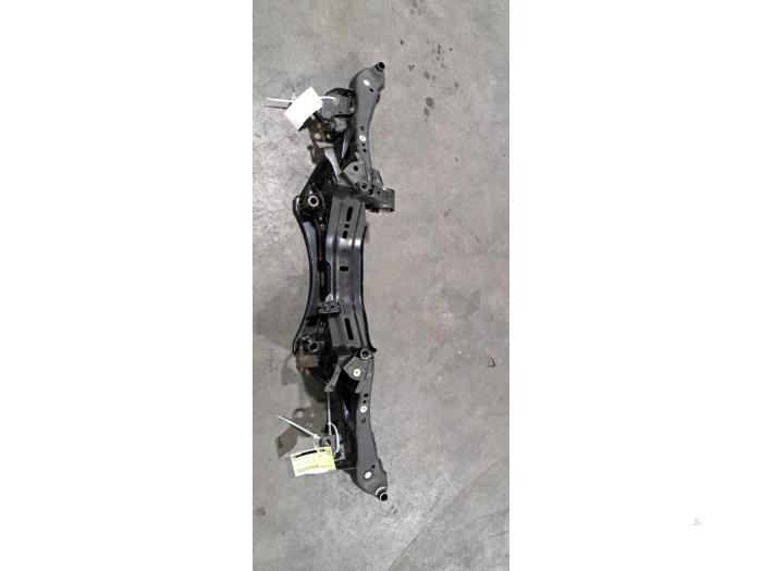Used Subframe BMW 1 serie (F40) M135i xDrive 2.0 TwinPower 16V Price € 459,80 Inclusive VAT offered by Autohandel Didier