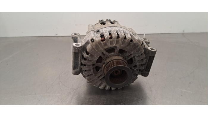 Usagé Dynamo Mercedes GLE (W166) 300d 2.0 4-Matic Prix € 199,65 Prix TTC proposé par Autohandel Didier