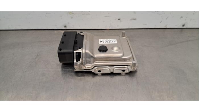 Usagé Ordinateur Adblue Mercedes GLE (W166) 300d 2.0 4-Matic Prix € 102,85 Prix TTC proposé par Autohandel Didier