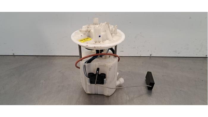Gebrauchte Kraftstoffpumpe Elektrisch Mercedes GLE (W166) 300d 2.0 4-Matic Preis € 163,35 Mit Mehrwertsteuer angeboten von Autohandel Didier