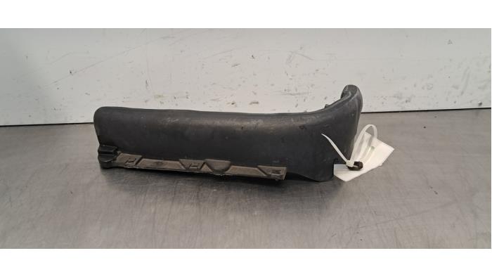Używane Rózne elementy plastikowe Mini Countryman (F60) 1.5 TwinPower Turbo 12V Cooper SE ALL4 Cena € 18,15 Z VAT oferowane przez Autohandel Didier