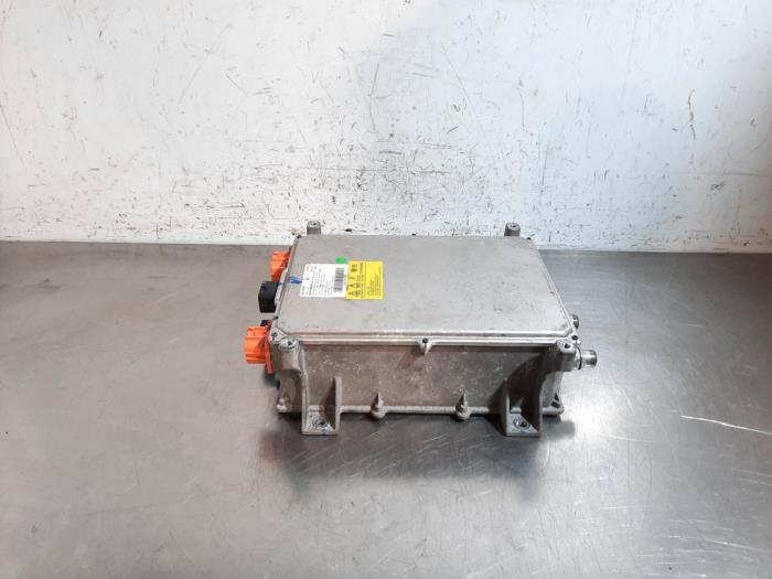 Używane DC/CD konwertor MG MG4 Electric Cena € 665,50 Z VAT oferowane przez Autohandel Didier