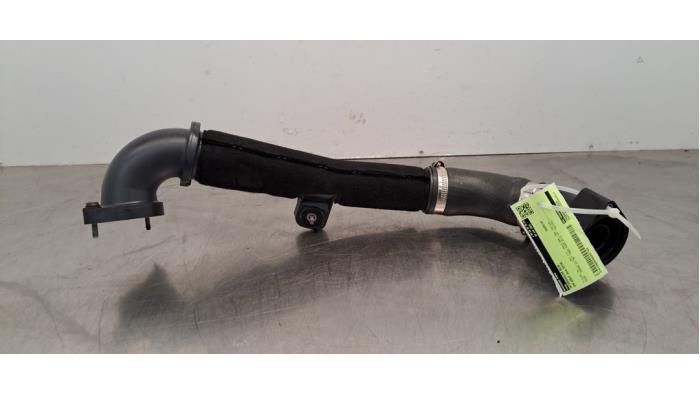Gebrauchte Intercooler Rohr Volkswagen Golf VII (AUA) 2.0 TDI 16V Preis € 36,30 Mit Mehrwertsteuer angeboten von Autohandel Didier