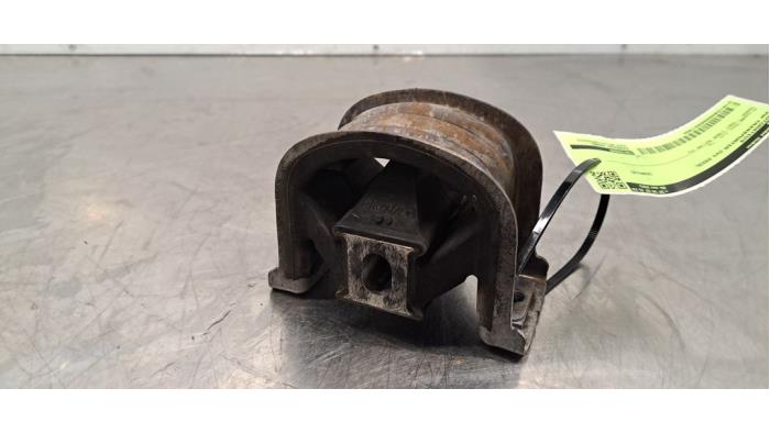 Engine mount Volkswagen Transporter T6, 2015 / 2024 2.0 TDI 150, Delivery, Diesel, 1.968cc, 110kW (150pk), FWD, CXFA; CXHA; DNAA, 2015-04 / 2024-08 (Used)