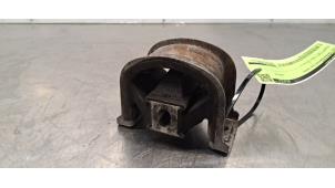 Engine mount from a Volkswagen Transporter T6 2.0 TDI 150 2023