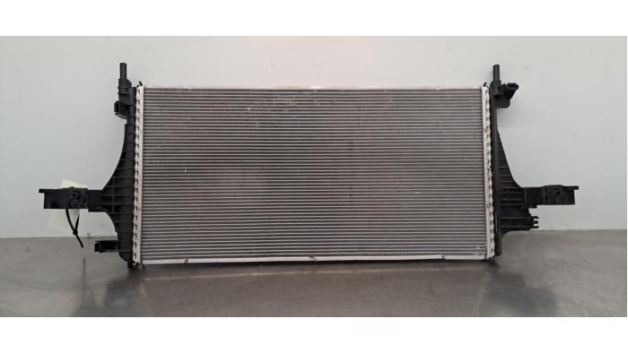 Usagé Radiateur Volvo EC40 Single Motor 70 kWh Prix € 199,65 Prix TTC proposé par Autohandel Didier