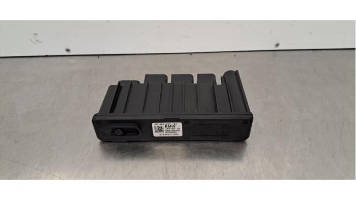 Gebrauchte Stromverteiler Mini Mini (F56) 1.5 12V One Preis € 48,40 Mit Mehrwertsteuer angeboten von Autohandel Didier