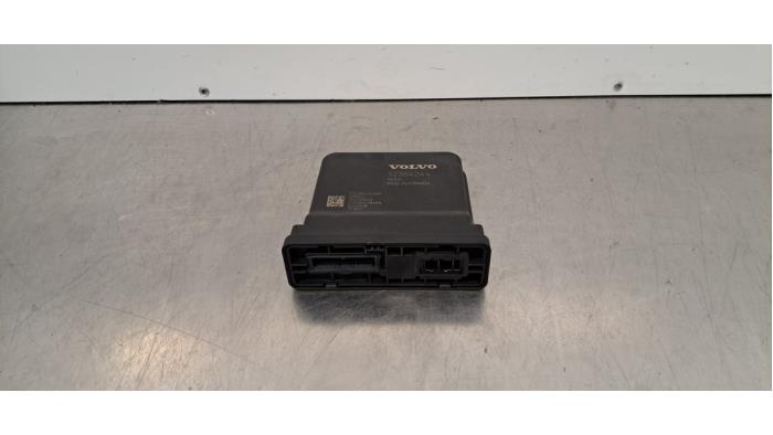 Używane Modul gateway Volvo EC40 Single Motor 70 kWh Cena € 133,10 Z VAT oferowane przez Autohandel Didier