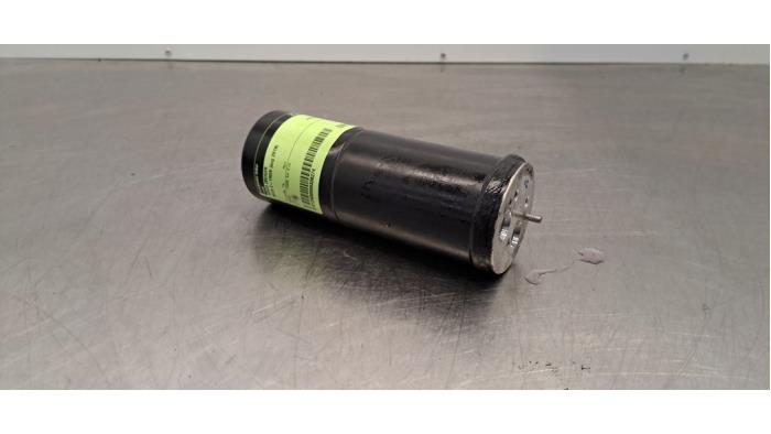 Usagé Déshydrateur clim Audi e-tron (GEN) 55 quattro Prix € 42,35 Prix TTC proposé par Autohandel Didier