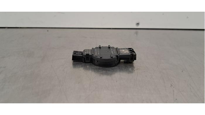 Begagnade Regnsensor Audi e-tron (GEN) 55 quattro Pris € 30,25 Inklusive moms erbjuds av Autohandel Didier