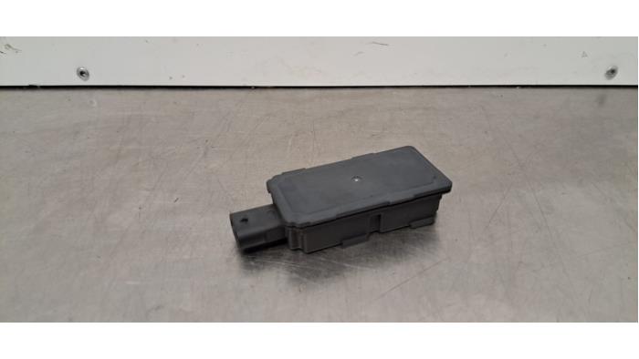 Używane Modul keyless vehicle BMW iX1 (U11) xDrive30 67 kWh Cena € 24,20 Z VAT oferowane przez Autohandel Didier