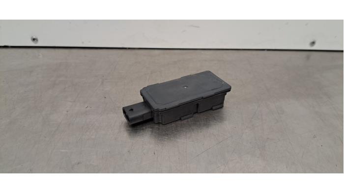 Używane Modul keyless vehicle BMW iX1 (U11) xDrive30 67 kWh Cena € 24,20 Z VAT oferowane przez Autohandel Didier