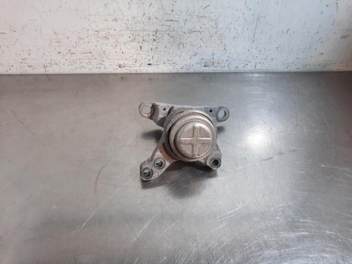 Used Engine mount Ford S-Max (WPC) 1.5 EcoBoost 16V Price € 48,40 Inclusive VAT offered by Autohandel Didier