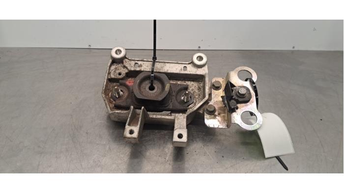 Used Engine mount Nissan Micra (K14) 1.0 12V Price € 30,25 Inclusive VAT offered by Autohandel Didier