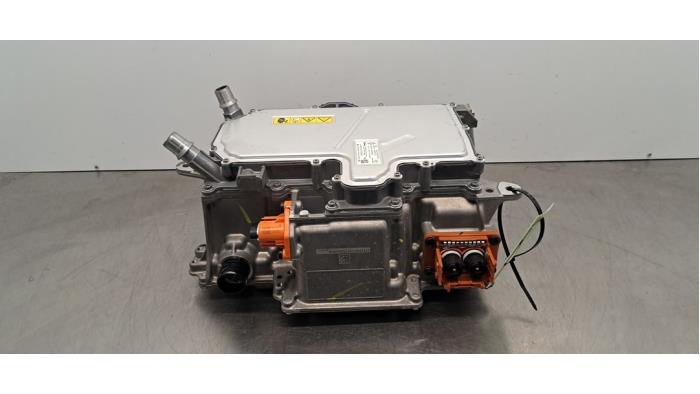 Używane DC/CD konwertor Renault Clio V (RJAB) 1.6 E-Tech 145 16V Cena € 532,40 Z VAT oferowane przez Autohandel Didier