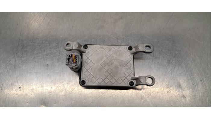 Tempomat Sensor van een Renault Clio V (RJAB) 1.6 E-Tech 145 16V 2023