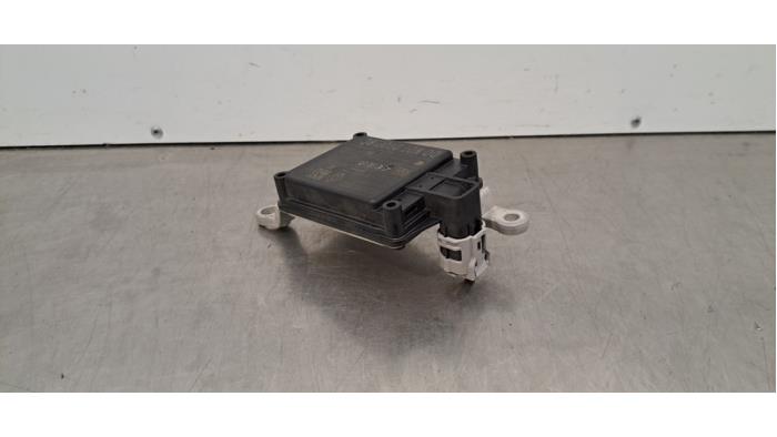 Tempomat Sensor van een Renault Clio V (RJAB) 1.6 E-Tech 145 16V 2023