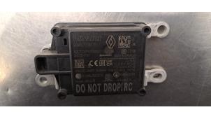Tempomat Sensor van een Renault Clio V (RJAB) 1.6 E-Tech 145 16V 2023