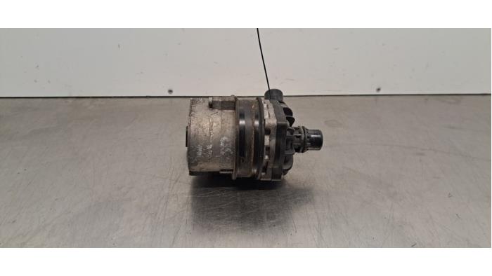 Begagnade Extra vattenpump Mercedes EQC (N293) 400 4-Matic Pris € 102,85 Inklusive moms erbjuds av Autohandel Didier