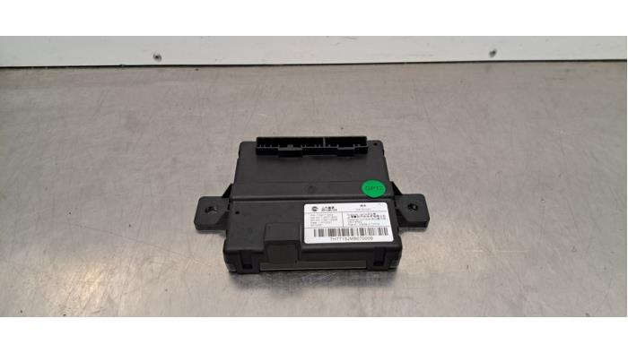 Używane Modul gateway MG MG4 Electric Comfort, Luxury 64 kWh Cena € 60,50 Z VAT oferowane przez Autohandel Didier