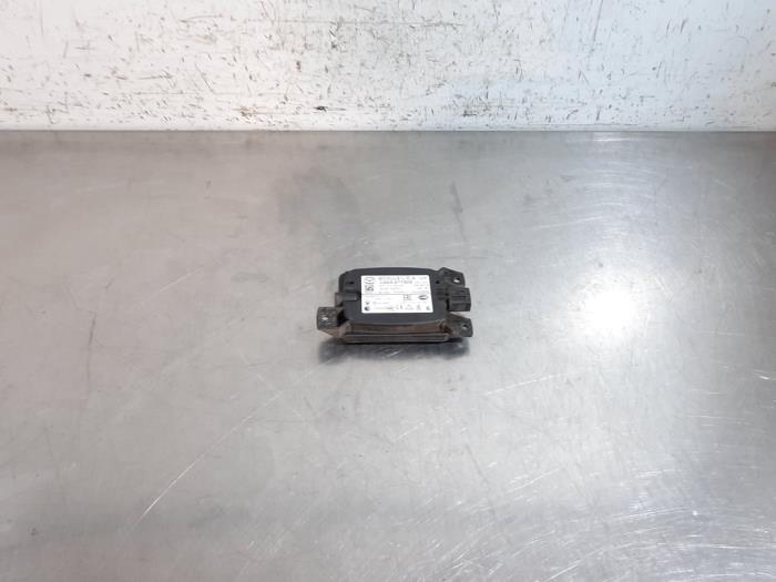Begagnade Radarsensor Mazda 2 (DJ/DL) 1.5 SkyActiv-G 90 Pris € 199,65 Inklusive moms erbjuds av Autohandel Didier