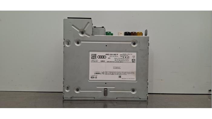 Używane Modul radiowy Audi e-tron Sportback (GEA) Cena € 1.331,00 Z VAT oferowane przez Autohandel Didier