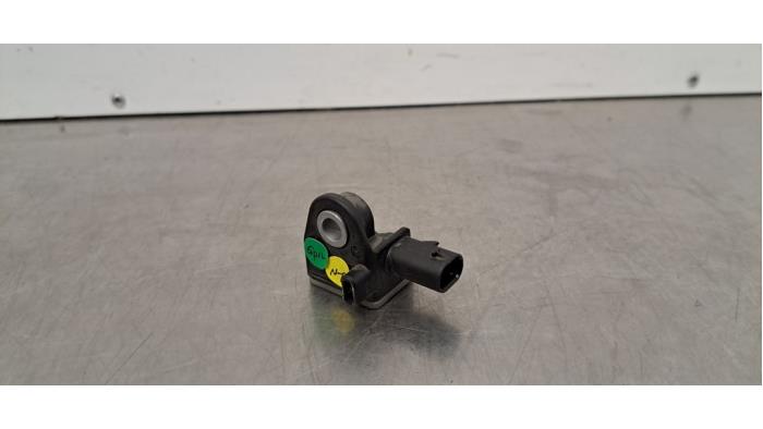 Begagnade Airbagsensor MG ZS EV Long Range 70 kWh Pris € 24,20 Inklusive moms erbjuds av Autohandel Didier