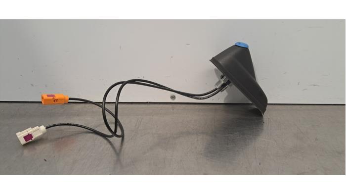 Używane Antena Citroen C3 (CB/CC) ë-C3 Comfort Range 44 kWh Cena € 30,25 Z VAT oferowane przez Autohandel Didier