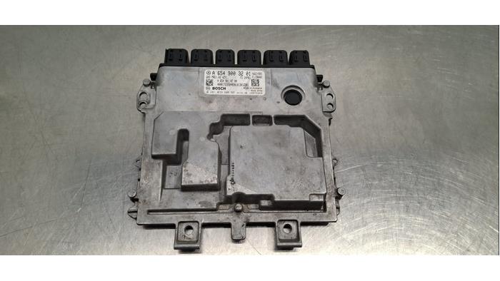 Used Engine management computer Mercedes Sprinter 3,5t (907.6/910.6) 315 CDI 2.0 D RWD Price € 229,90 Inclusive VAT offered by Autohandel Didier