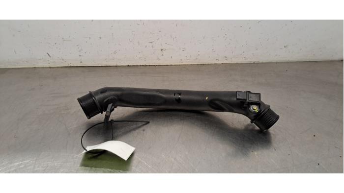 Gebrauchte Intercooler Rohr Peugeot 408 1.6 16V HYbrid 180 Preis € 48,40 Mit Mehrwertsteuer angeboten von Autohandel Didier