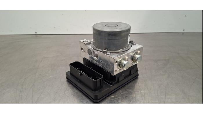 Usagé Pompe ABS Audi Q4 (F4B) 45 e-tron 82 kWh Prix € 665,50 Prix TTC proposé par Autohandel Didier