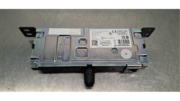 Begagnade Bluetooth-modul Citroen C3 (CB/CC) 1.2 PureTech 100 Pris € 133,10 Inklusive moms erbjuds av Autohandel Didier
