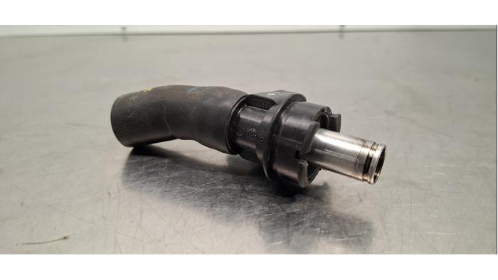 Used PCV valve Peugeot Partner (EA//EF/EN/EU) 1.5 BlueHDi 130 Price € 24,20 Inclusive VAT offered by Autohandel Didier