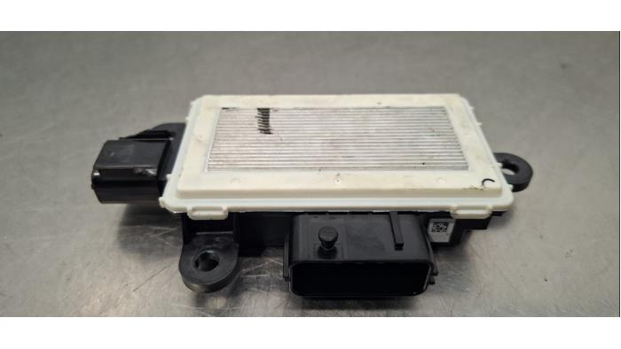 Usagé Ordinateur refroidisseur Kia EV9 (MV1) 76.1 kWh Prix € 102,85 Prix TTC proposé par Autohandel Didier