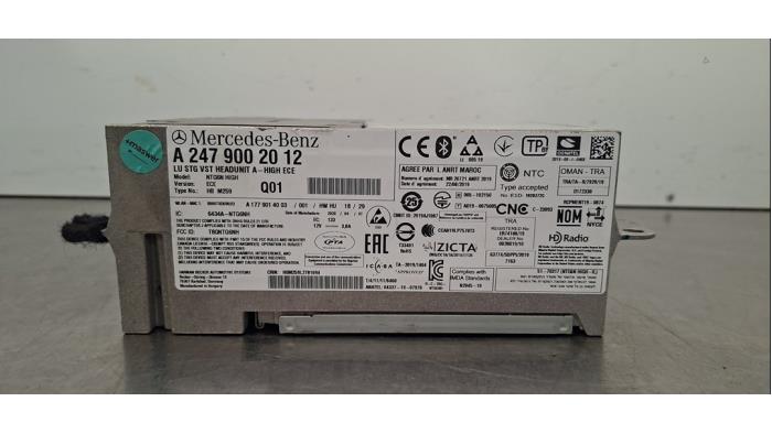 Begagnade Kontrollenhet, multimedia Mercedes GLB (247.6) 2.0 GLB-180d Pris € 665,50 Inklusive moms erbjuds av Autohandel Didier