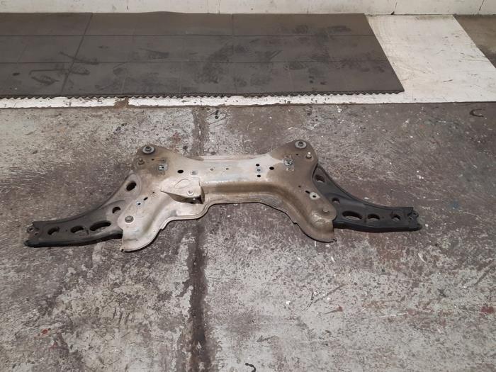 Usagé Faux châssis Renault Trafic (1FL/2FL/3FL/4FL) 2.0 dCi 16V 120 Prix € 163,35 Prix TTC proposé par Autohandel Didier