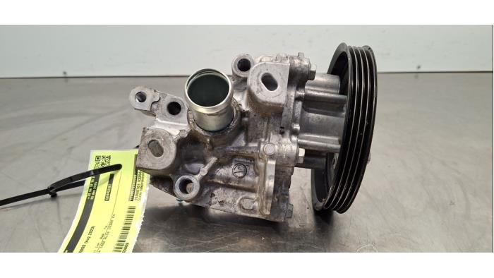 Begagnade Vattenpump Suzuki S-Cross (JY) 1.5 Dualjet Hybrid Pris € 102,85 Inklusive moms erbjuds av Autohandel Didier
