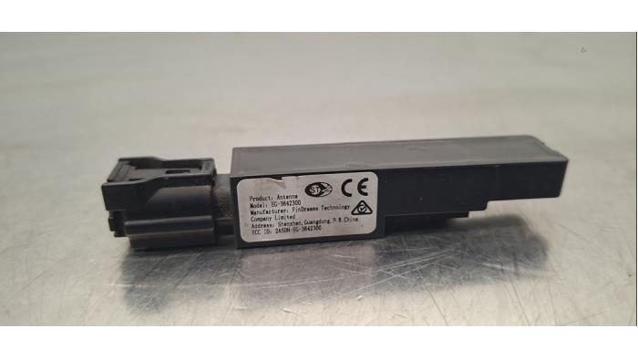 Używane Keyless Entry-Antena BYD Seal U Comfort 71.8 kWh Cena € 24,20 Z VAT oferowane przez Autohandel Didier