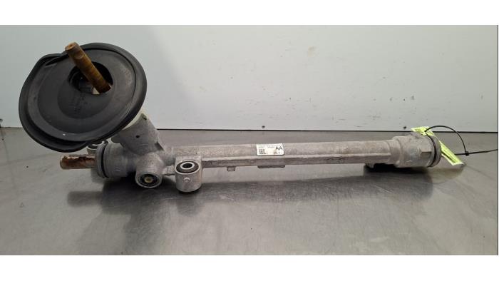 Begagnade Styrbox Ford Fiesta 7 1.0 EcoBoost 12V 100 Pris € 121,00 Inklusive moms erbjuds av Autohandel Didier