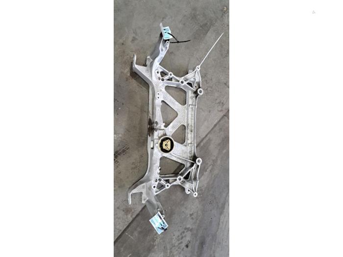 Usados Subchasis Audi A3 Limousine (8VS/8VM) 1.6 TDI 16V Precio € 199,65 IVA incluido ofrecido por Autohandel Didier