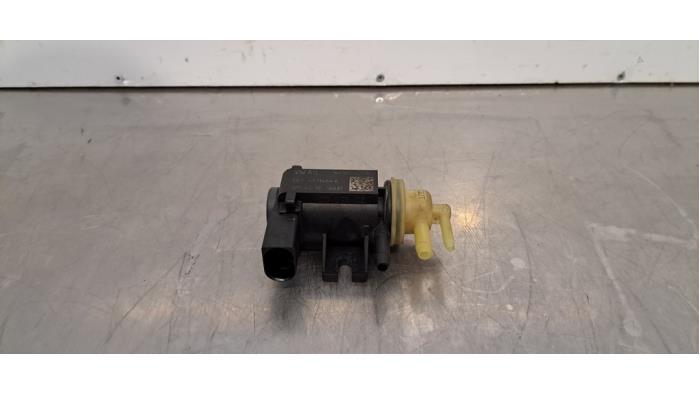 Usagé Régulateur pression turbo Audi A3 Limousine (8VS/8VM) 1.6 TDI 16V Prix € 24,20 Prix TTC proposé par Autohandel Didier