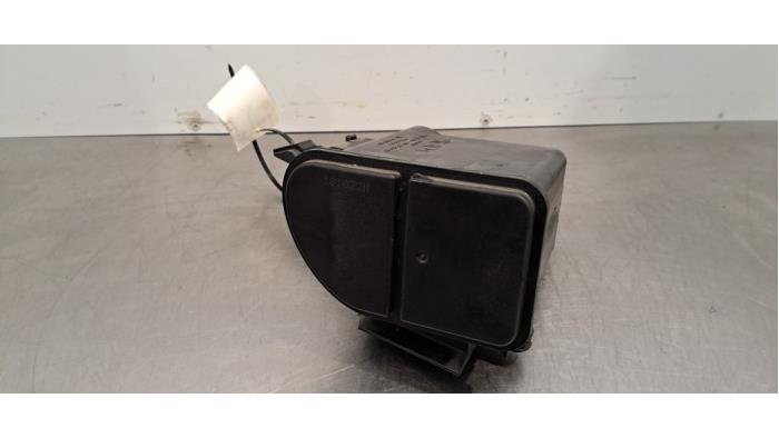 Gebrauchte Kohlenstofffilter Citroen C5 Aircross I (A4/AC/AJ/AR) 1.6 Hybrid 225 16V Preis € 48,40 Mit Mehrwertsteuer angeboten von Autohandel Didier