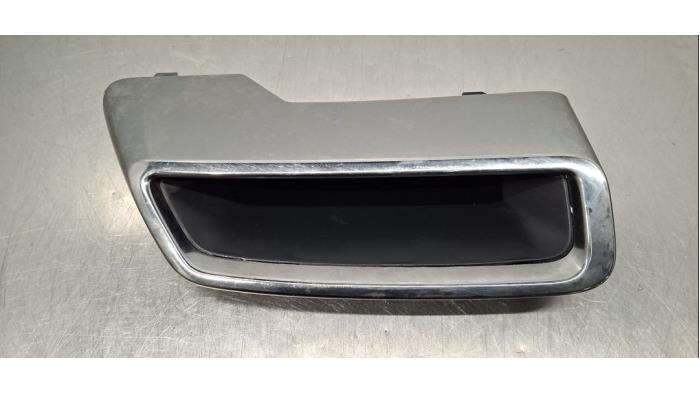 Begagnade Diffuser, bakre stötfångare Citroen C5 Aircross I (A4/AC/AJ/AR) 1.6 Hybrid 225 16V Pris € 60,50 Inklusive moms erbjuds av Autohandel Didier